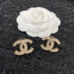 Chanel classic CC earrings